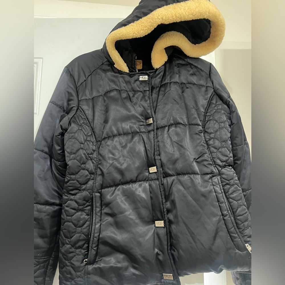 Ugg Black Jacket With Cream Lining - image 5